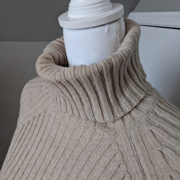 Erika Cavallini beige turtleneck sweater - Picture 7 of 8